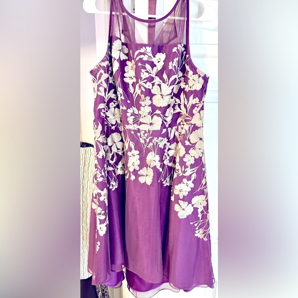 Formal/event/holiday long elegant violet/ gold sleeveless dress